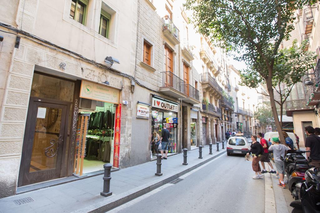 Ainb Las Ramblas-Colon Apartments Barcelona Ngoại thất bức ảnh