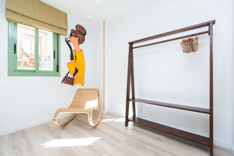 Ainb Las Ramblas-Colon Apartments Barcelona Ngoại thất bức ảnh