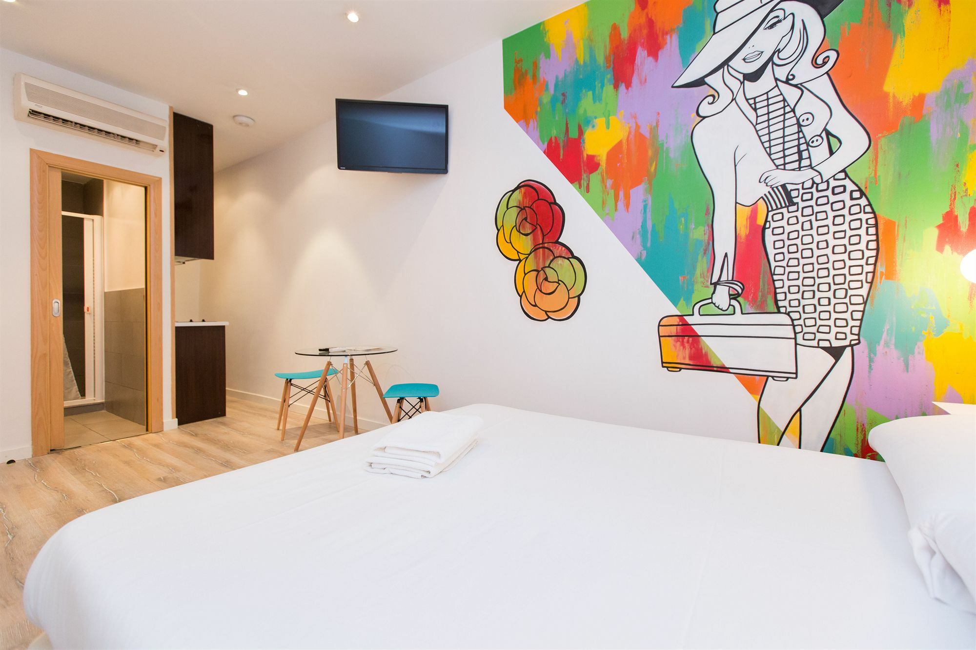 Ainb Las Ramblas-Colon Apartments Barcelona Ngoại thất bức ảnh